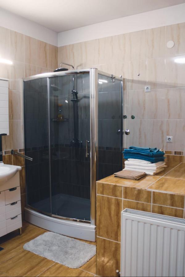 Jezdovec Apartments Krapec מראה חיצוני תמונה